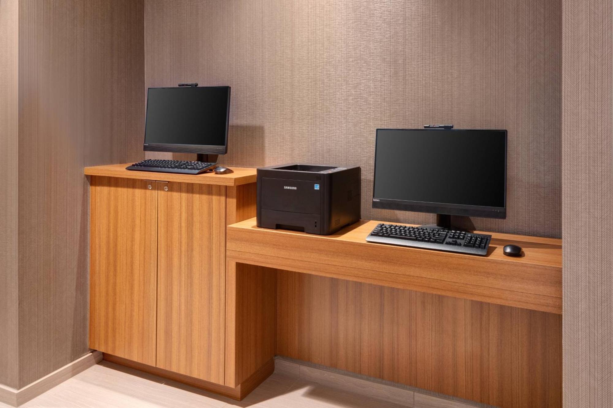 Springhill Suites By Marriott Тифтон Экстерьер фото